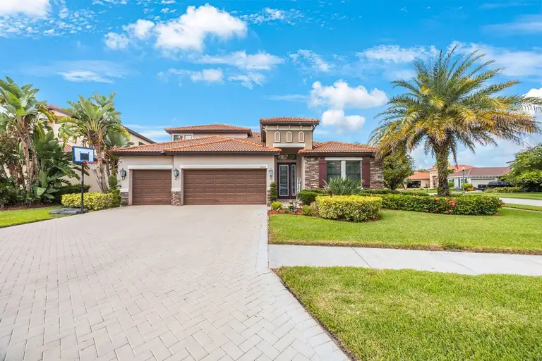 4508 GRAND LAKESIDE DR
