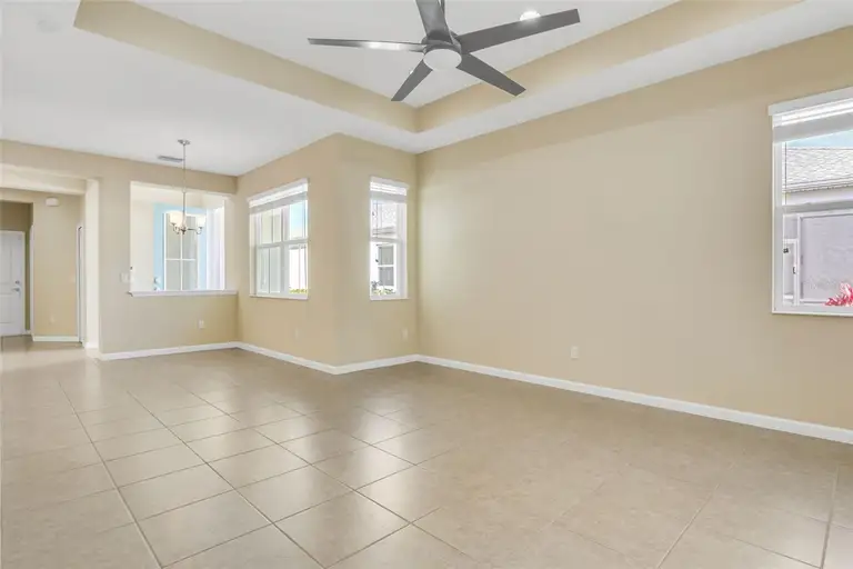 306 CORAL REEF WAY — photo 2