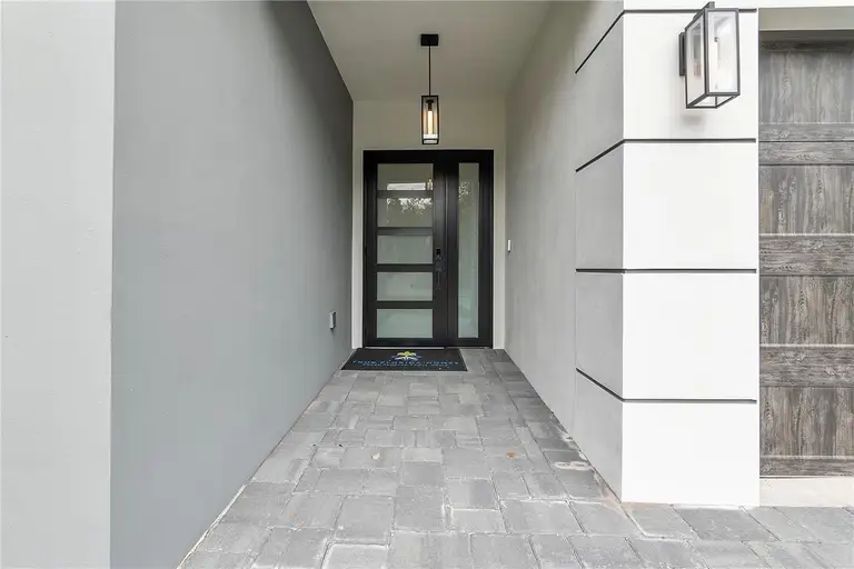 5140 ARLINGTON RD — photo 4