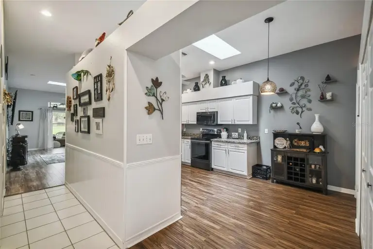 13444 NORMAN CIR — photo 4