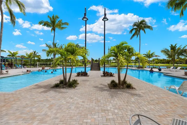 5515 LAGUNA CARIBE CIR #44 — photo 2