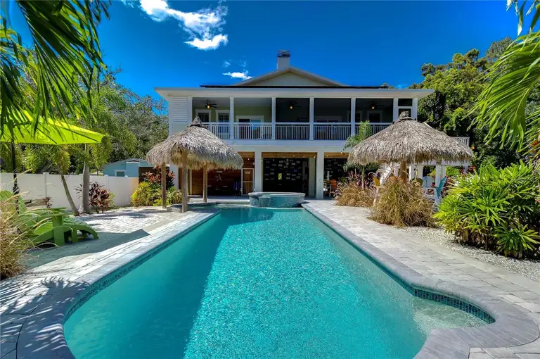 262 BANANA RD