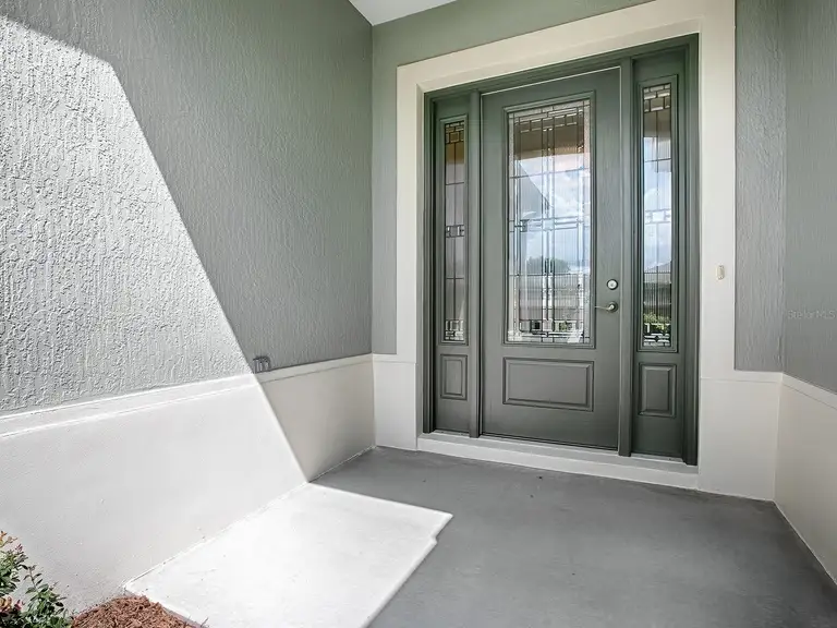 3283 SENNETT CIR — photo 2