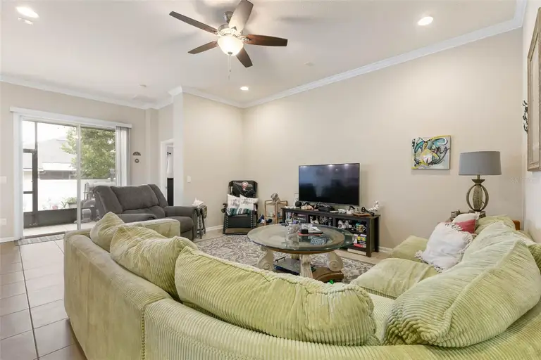 67 FERRIS DR — photo 3