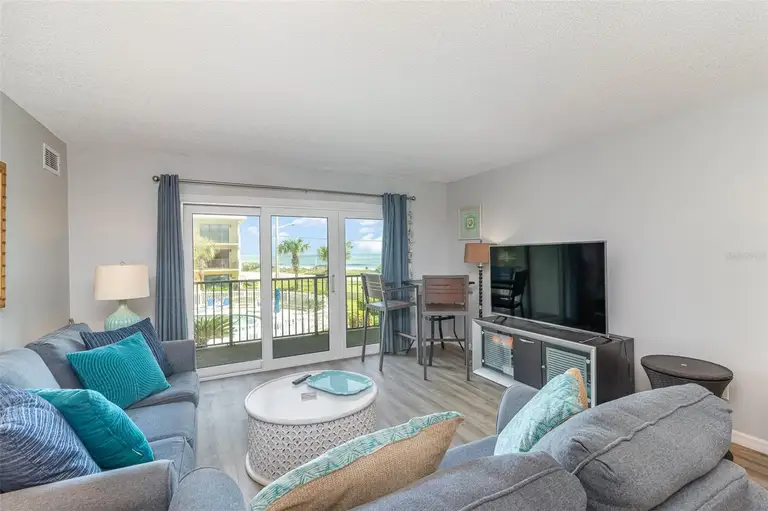 2100 OCEAN SHORE BLVD #203 — photo 5