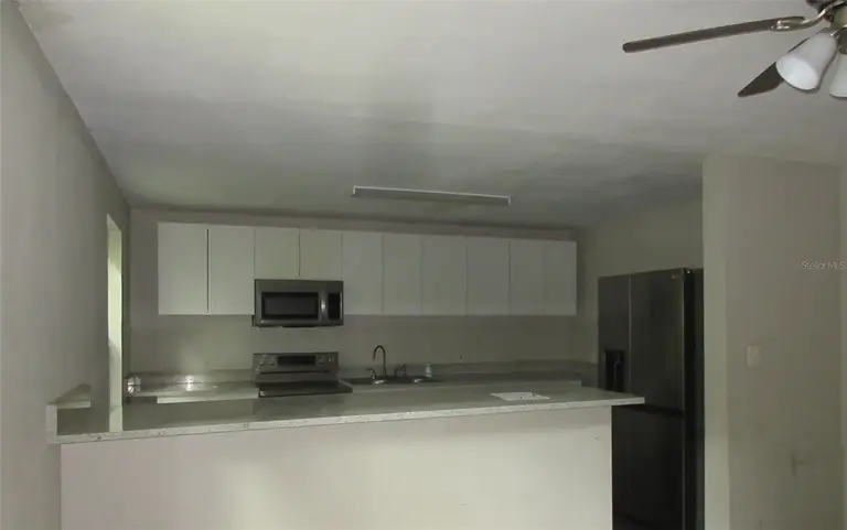 214 W DADE AVE — photo 4
