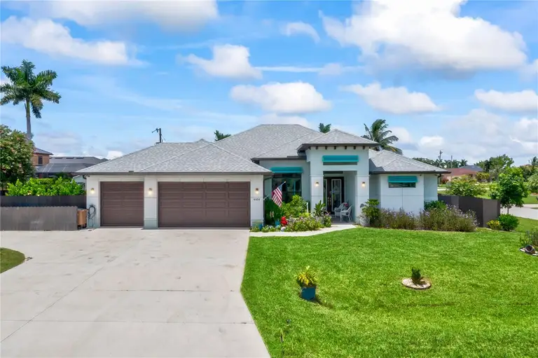 4404 SW 15TH PL — photo 2