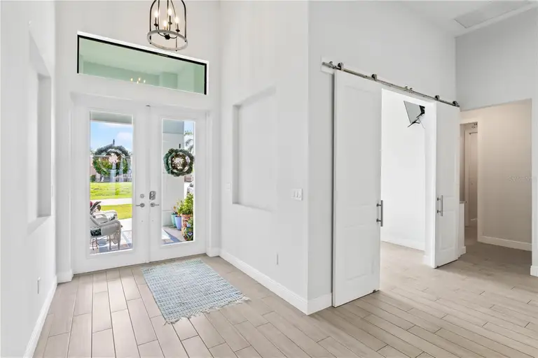 4404 SW 15TH PL — photo 5