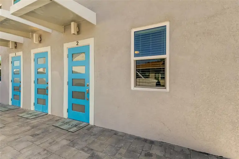 14135 PALM ST — photo 2