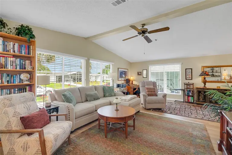 1112 PARADISE DR — photo 5