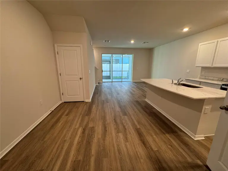2822 NEWBERN BANKS DR — photo 5