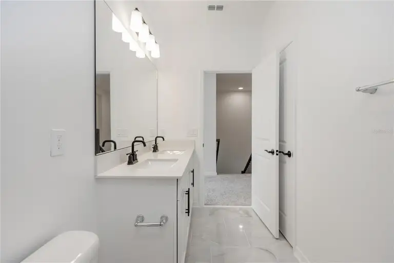 5648 GREEN ARROW PL