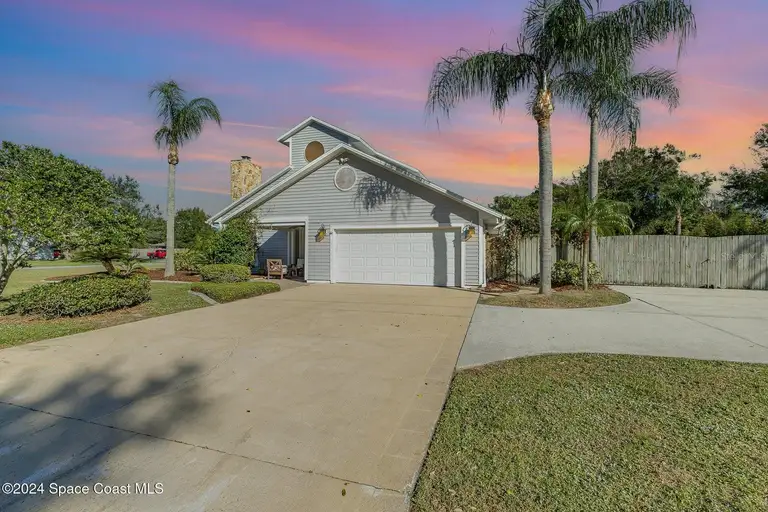 4510 MONICA CT — photo 3