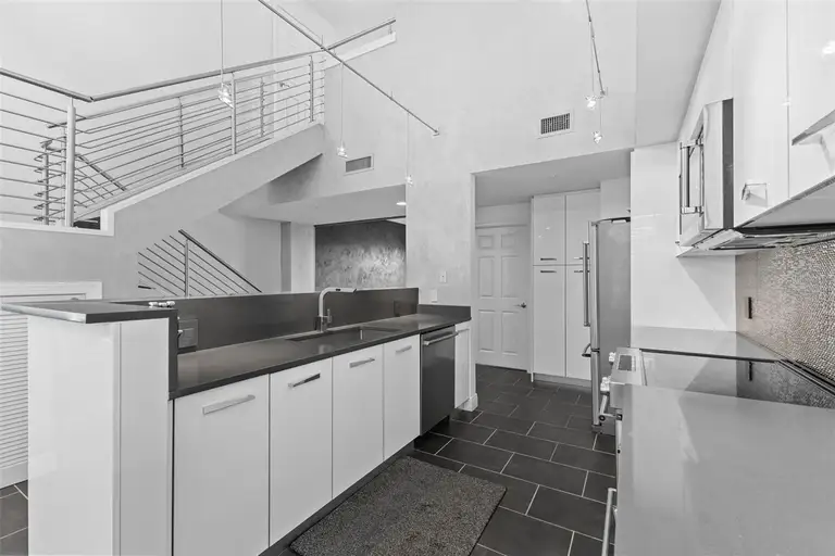 800 N TAMIAMI TRL #321 — photo 4