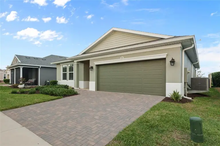 256 SILVER MAPLE RD — photo 4