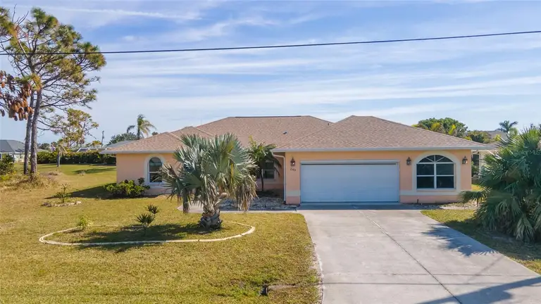 243 FAIRWAY RD — photo 4
