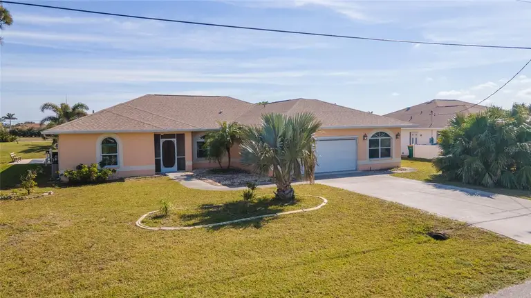 243 FAIRWAY RD — photo 5