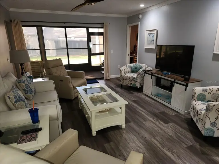 6609 SOVEREIGN WAY — photo 4