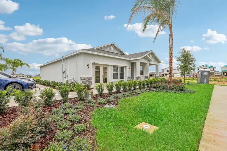 811 PEBBLE CREST LN — photo 4