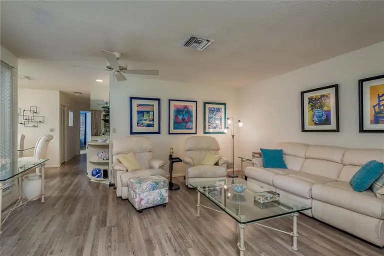 11337 VERSAILLES LN #F — photo 4