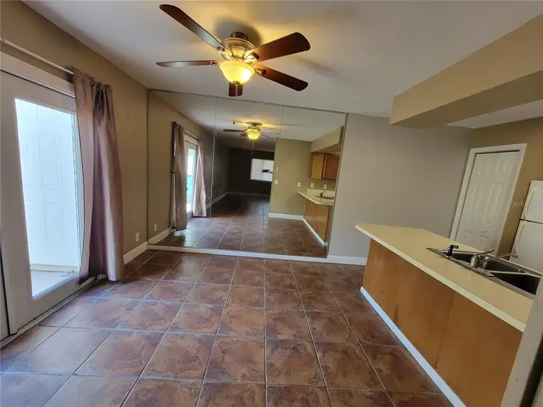 2211 NE 45TH AVE — photo 3