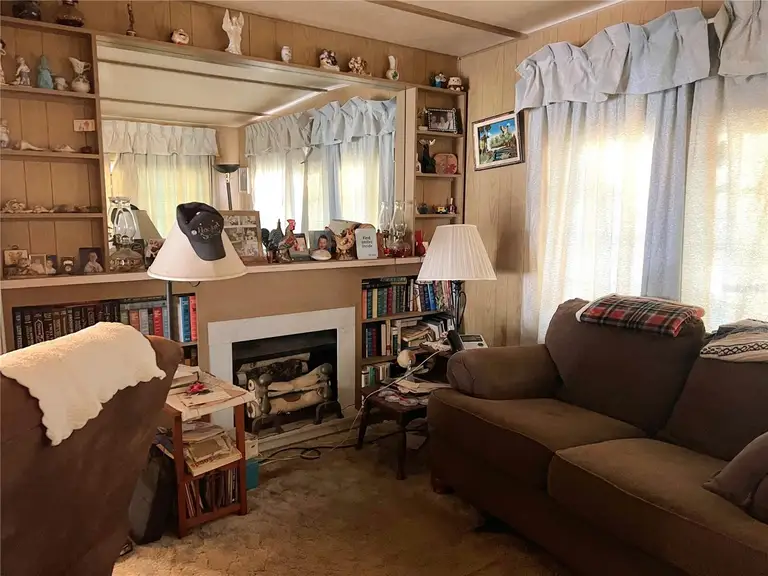 956 NW 110TH CT — photo 4