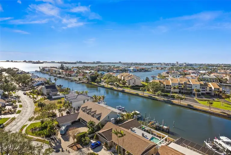 5950 PELICAN BAY PLZ S #PH-2D — photo 3