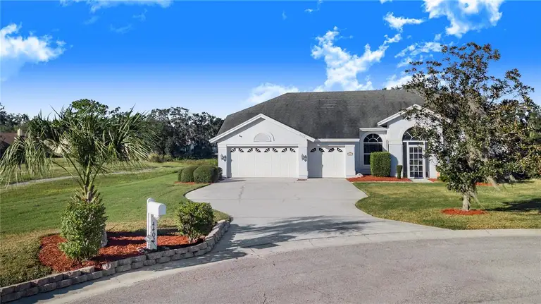 4402 FAIRWAY OAKS CT — photo 2