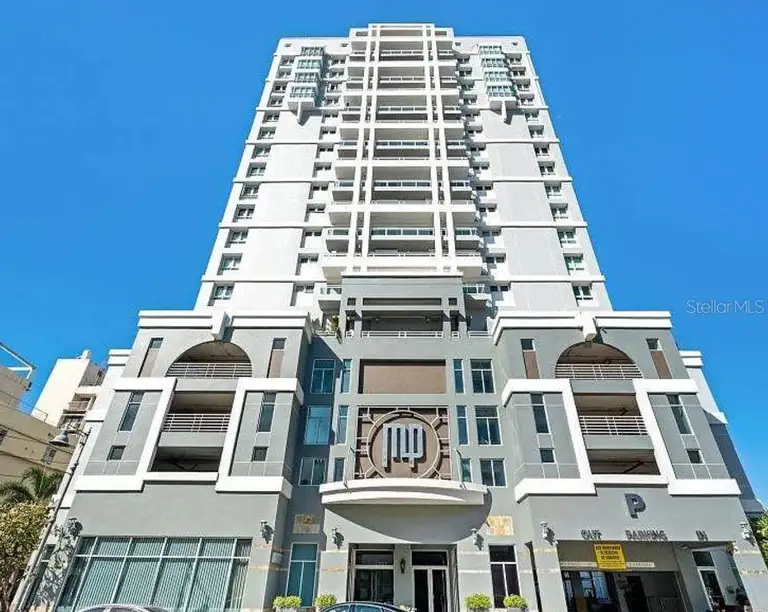 305 VILLAMIL #905