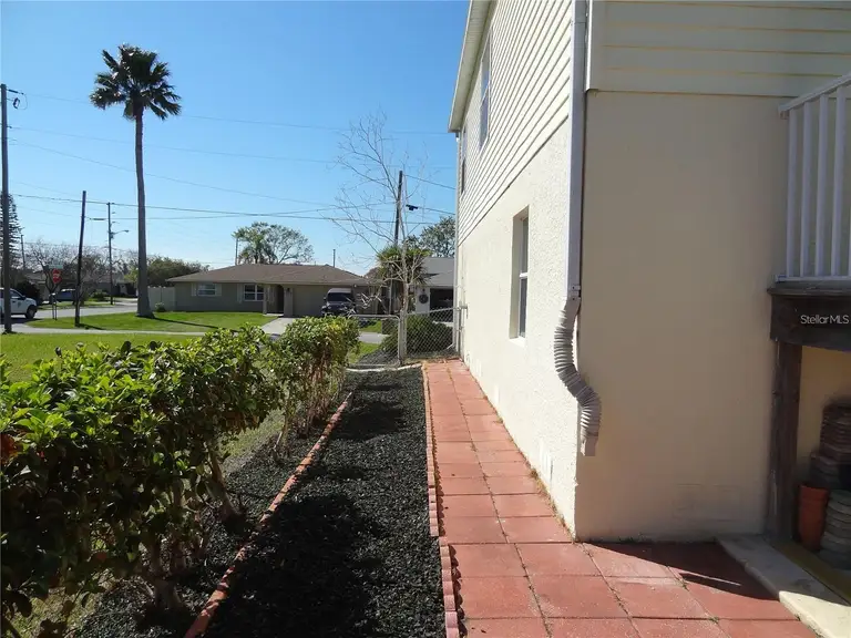 13730 GENE ROSSI AVE — photo 5