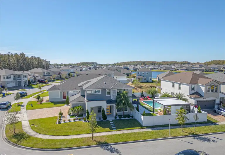 2518 EMPRESS DR — photo 4