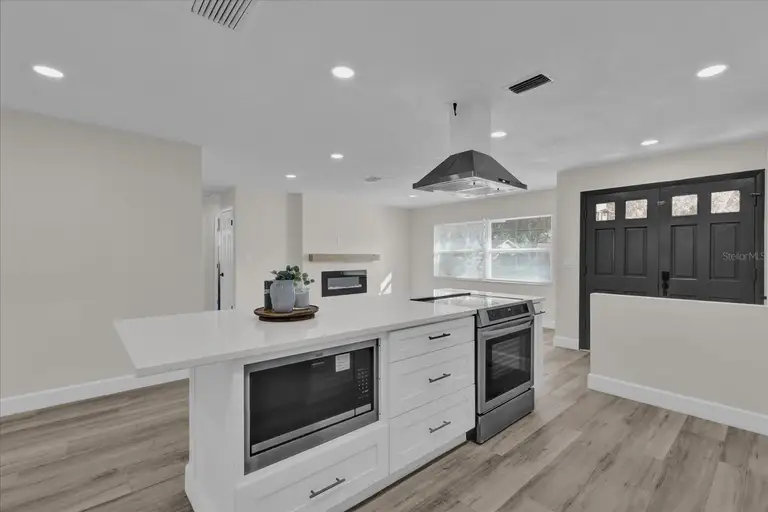 3425 BALSAM DR — photo 5