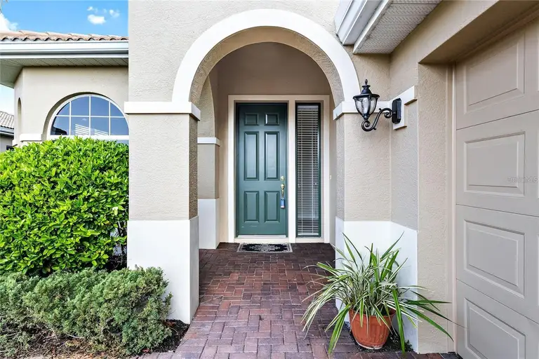 134 SAVONA WAY — photo 4