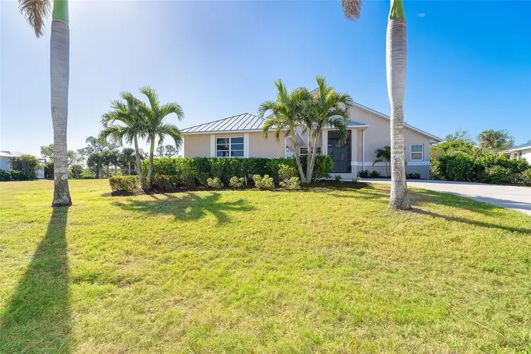 4678 ARLINGTON DR