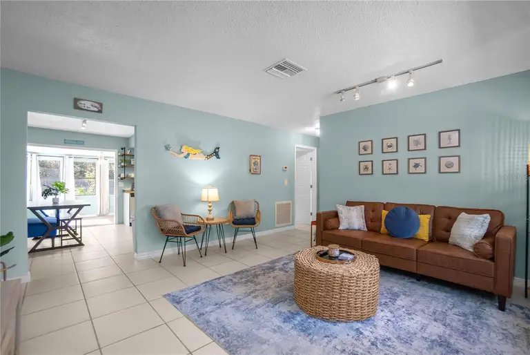 1134 N FAN PALM PT — photo 4