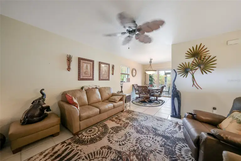 6942 & 6944 ROSEMONT DR — photo 5