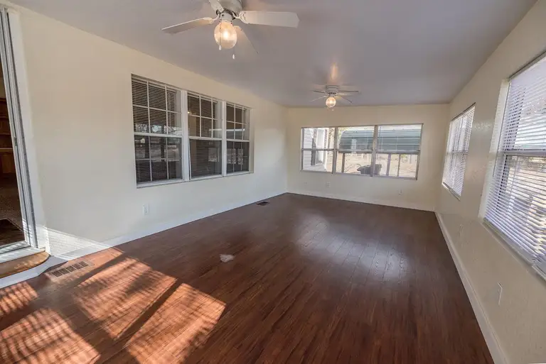 7190 DUKE ST — photo 3