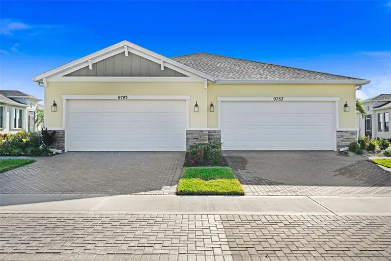 9743 ALISTER DR — photo 2