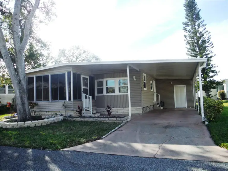 90 CHESTNUT DR #11