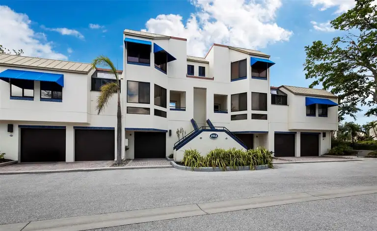 1912 HARBOURSIDE DR #603
