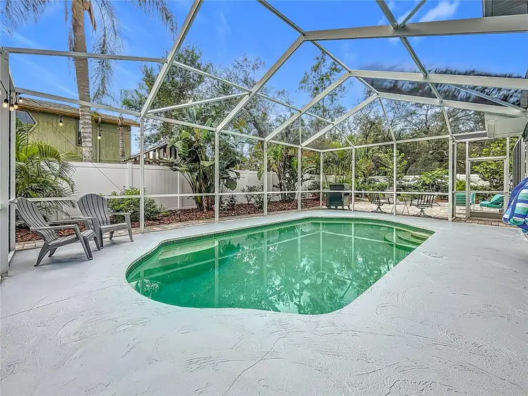 1044 ROSETREE LN — photo 3