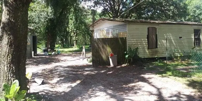 5410 ROBERSON RD — photo 2