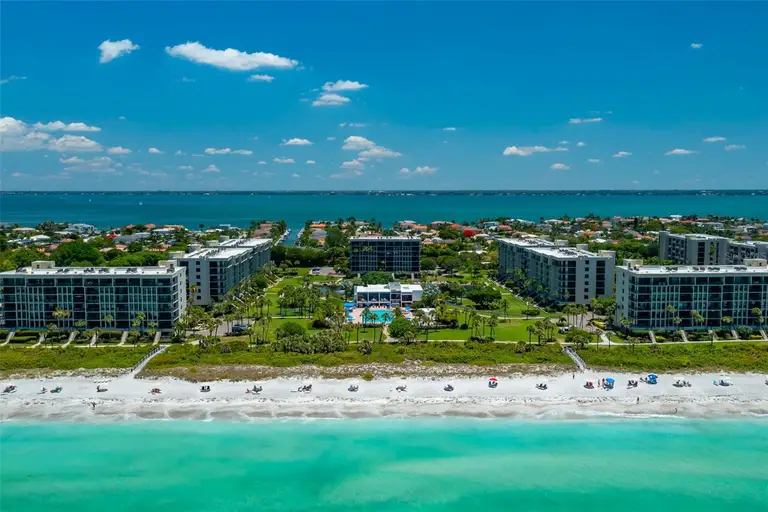 1065 GULF OF MEXICO DR #105 — photo 2