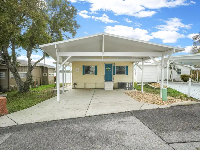 13 BLUE QUILL CIR