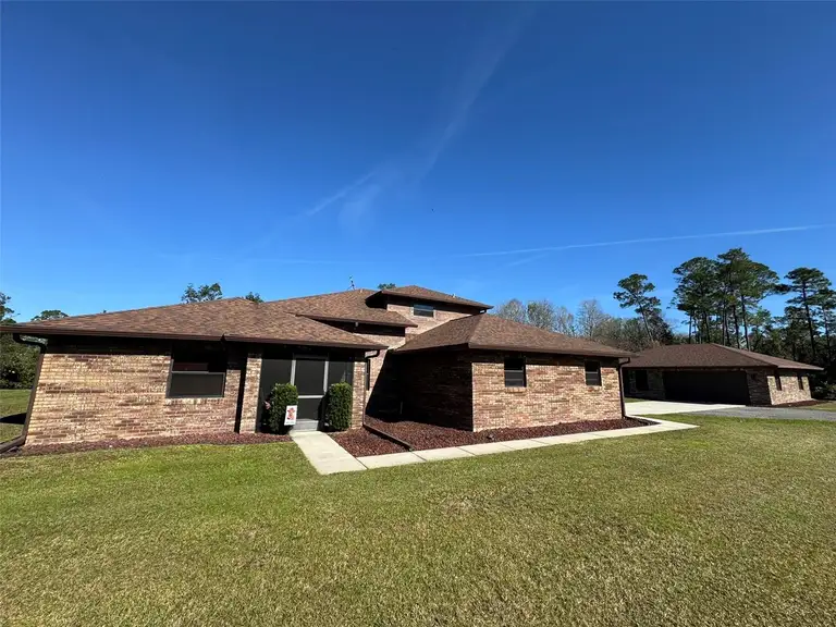 4021 E LEMANS CT