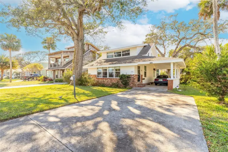 1328 RIVERSIDE DR