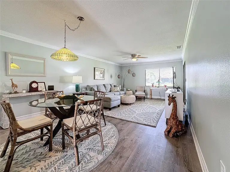 707 SORRENTO INLT #707 — photo 2