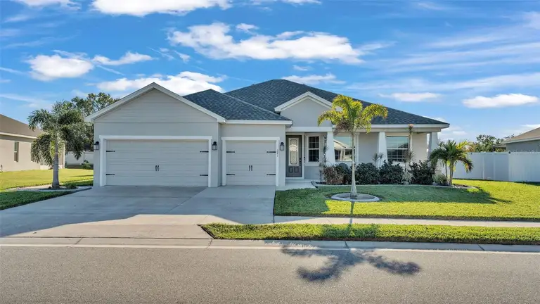 241 WALKERS POINT DR