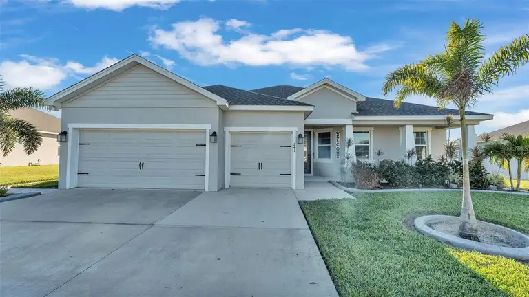 241 WALKERS POINT DR — photo 2