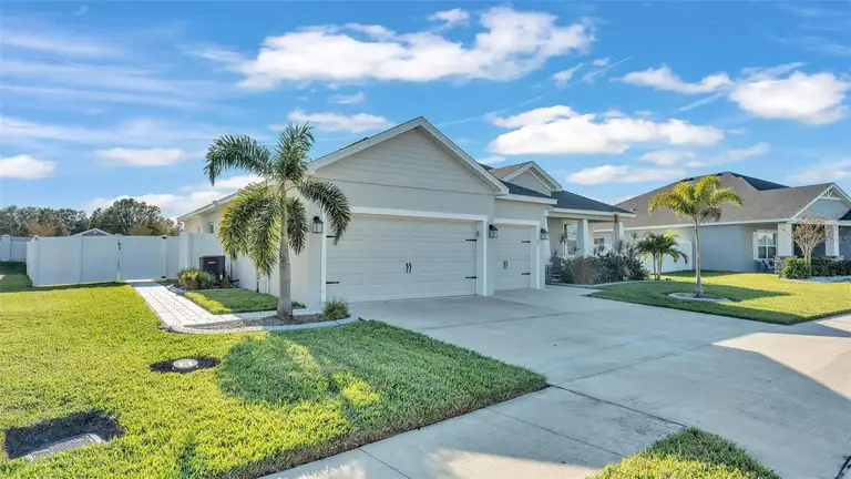 241 WALKERS POINT DR — photo 4
